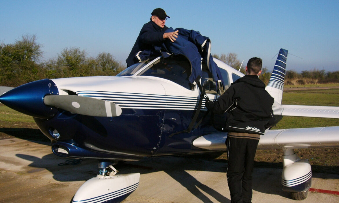 Is it difficult to become a pilot